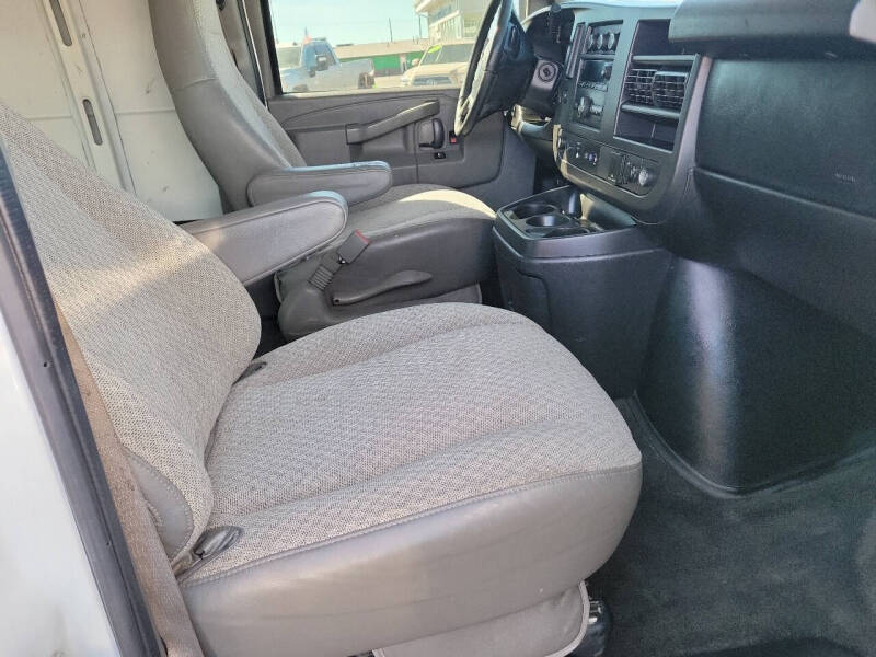 2018 Chevrolet Express 2500