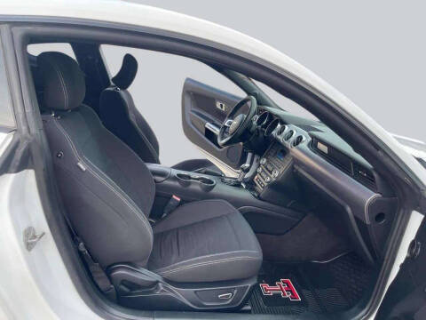 2015 Ford Mustang EcoBoost Premium