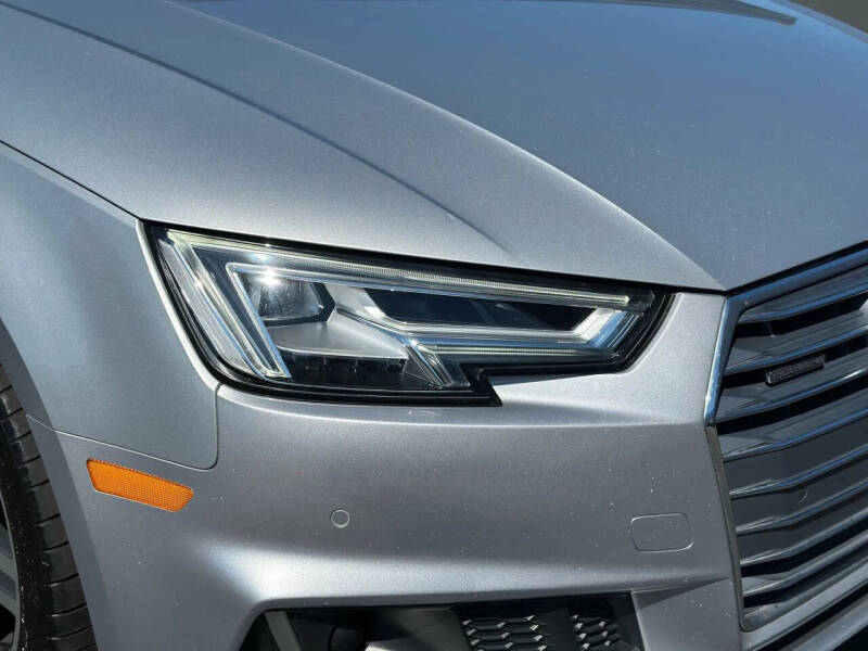 2018 Audi A4 2.0T quattro Prestige