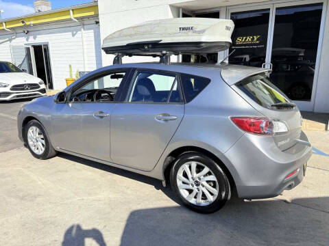 2013 Mazda MAZDA3 i Touring