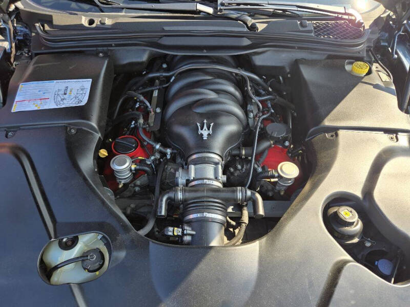 2010 Maserati GranTurismo S Automatic