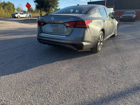 2022 Nissan Altima 2.5 SV