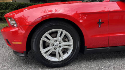 2012 Ford Mustang V6