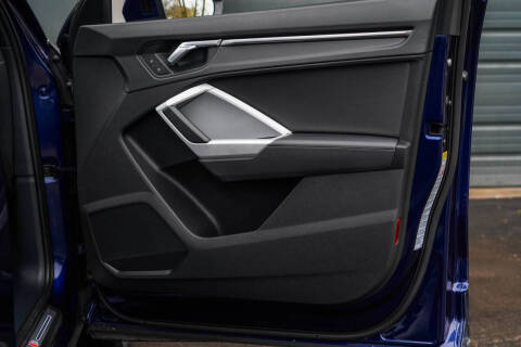 2022 Audi Q3 quattro S line Premium 45 TFSI