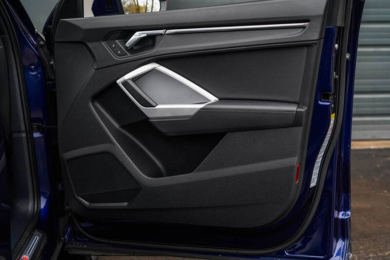 2022 Audi Q3 quattro S line Premium 45 TFSI