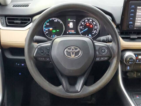 2022 Toyota RAV4 Hybrid XLE