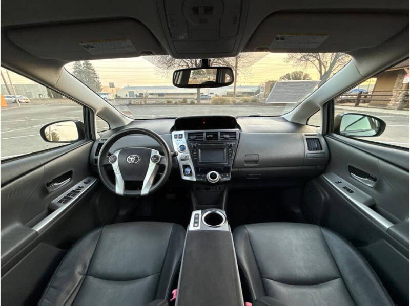 2012 Toyota Prius v