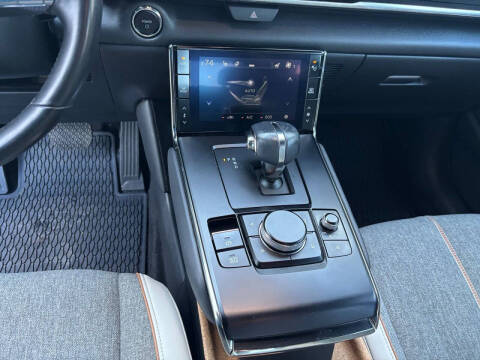 2022 Mazda MX-30 EV Premium Plus