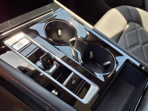 2025 Volkswagen Atlas Peak Edition 4Motion