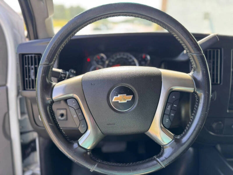 2019 Chevrolet Express 2500