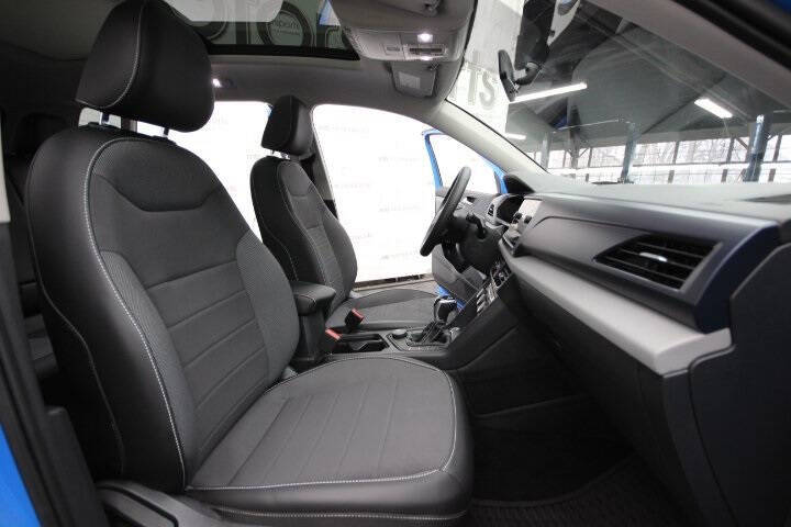 2022 Volkswagen Taos SE