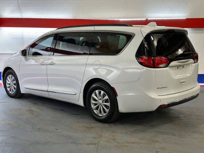 2017 Chrysler Pacifica