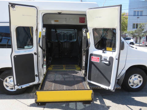 2013 Ford E-Series E-250