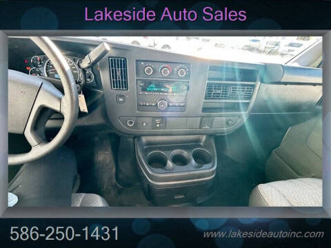 2017 GMC Savana 2500