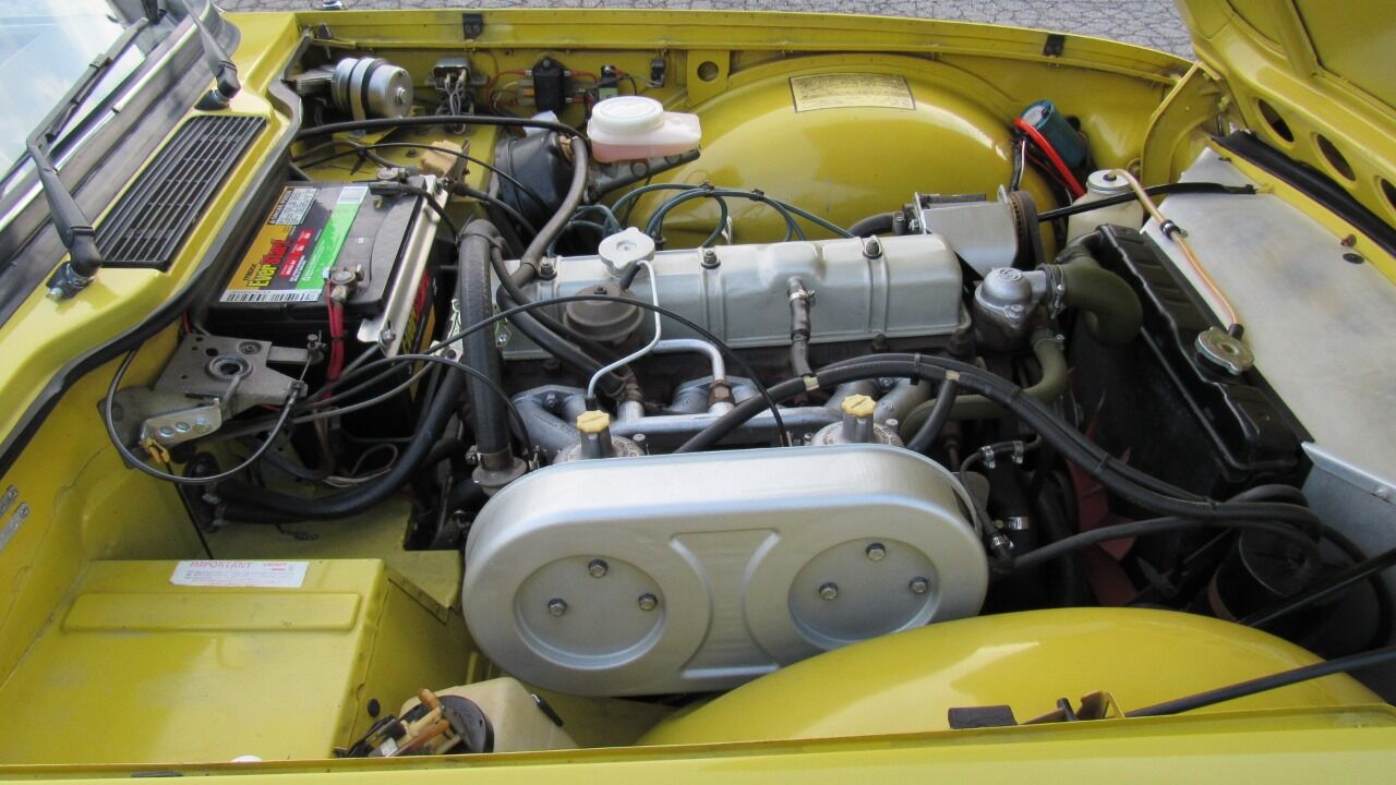 1976 Triumph TR6 19