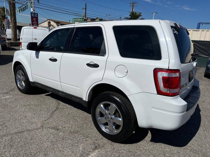 2011 Ford Escape XLS