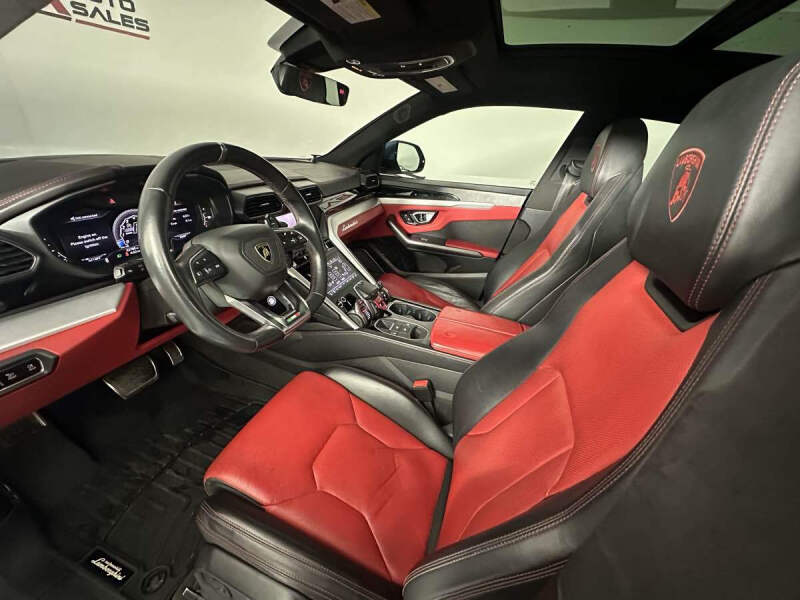 2019 Lamborghini Urus