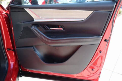 2025 Mazda CX-70 Plug-in Hybrid Premium