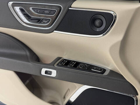 2019 Lincoln Continental Reserve