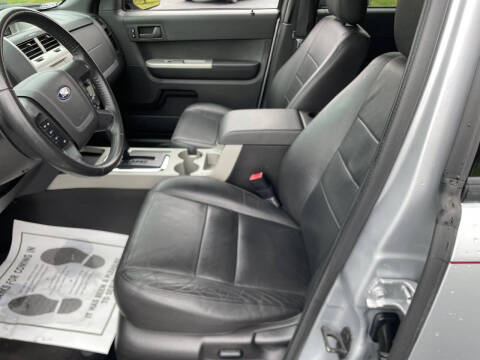 2011 Ford Escape XLT