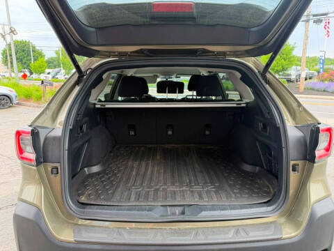 2024 Subaru Outback Premium
