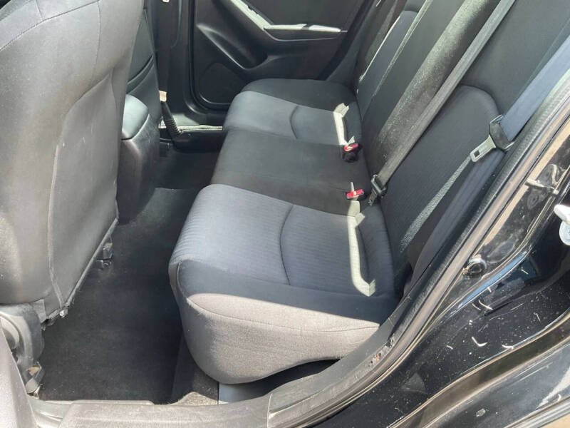 2016 Mazda MAZDA3 i Sport