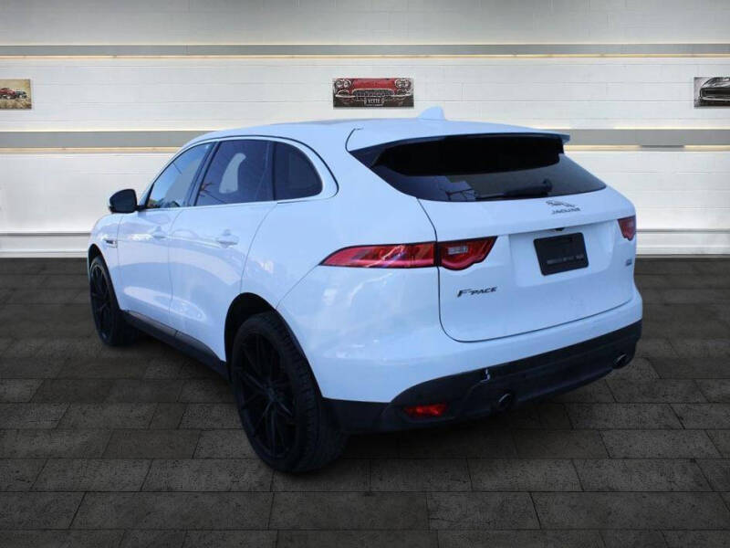 2019 Jaguar F-PACE 25t Premium