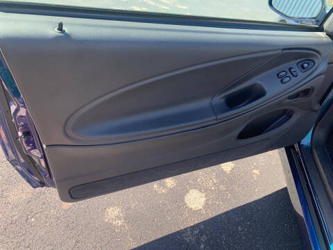 2004 Ford Mustang SVT Cobra