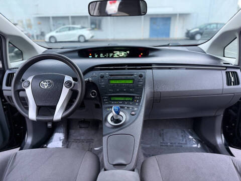 2010 Toyota Prius II