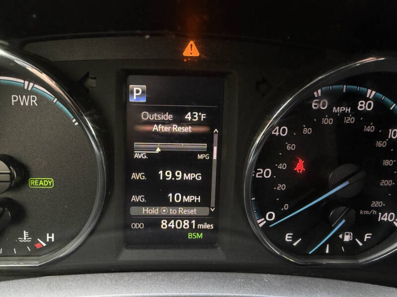 2017 Toyota RAV4 Hybrid SE