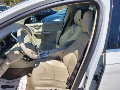 2011 Volvo XC60 3.2