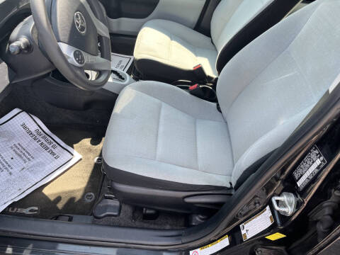 2012 Toyota Prius c Two