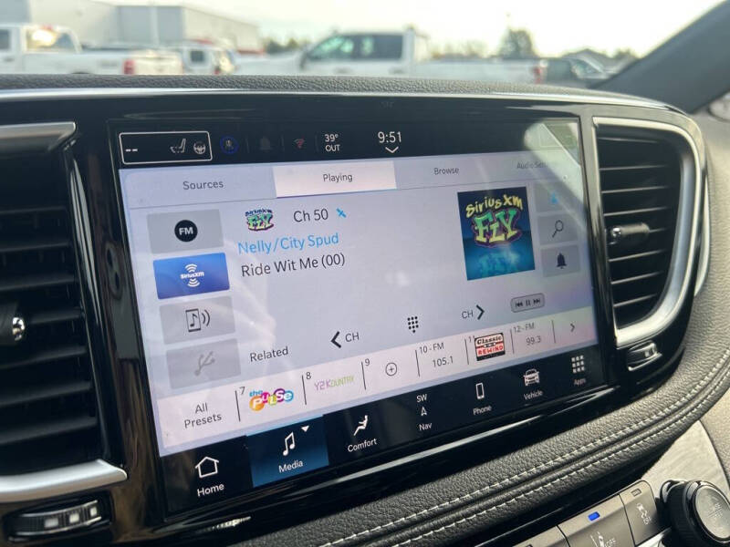 2026 Chrysler Pacifica Limited