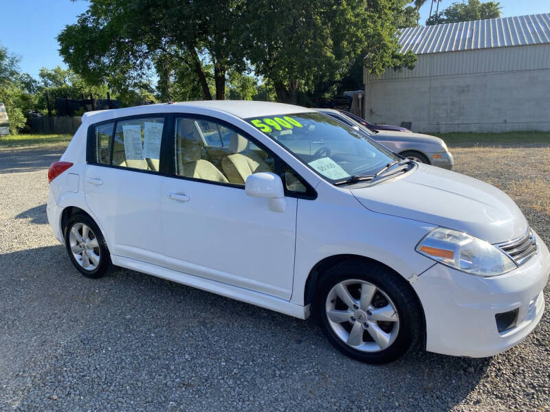 2012 Nissan Versa 1.8 SL