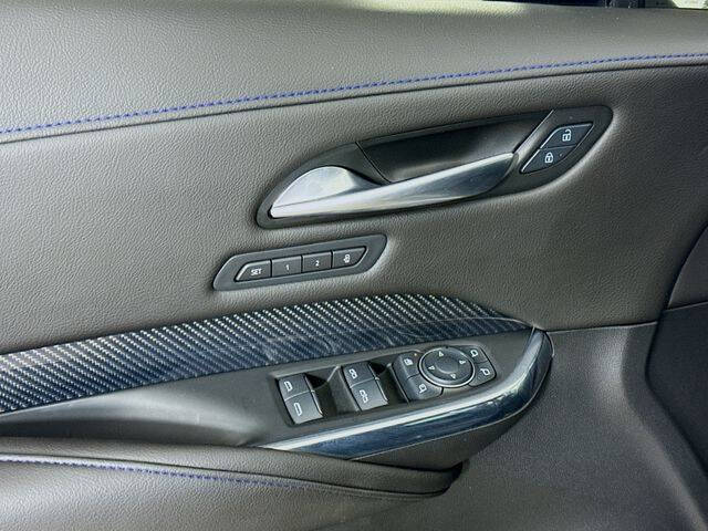 2024 Cadillac XT4 Sport