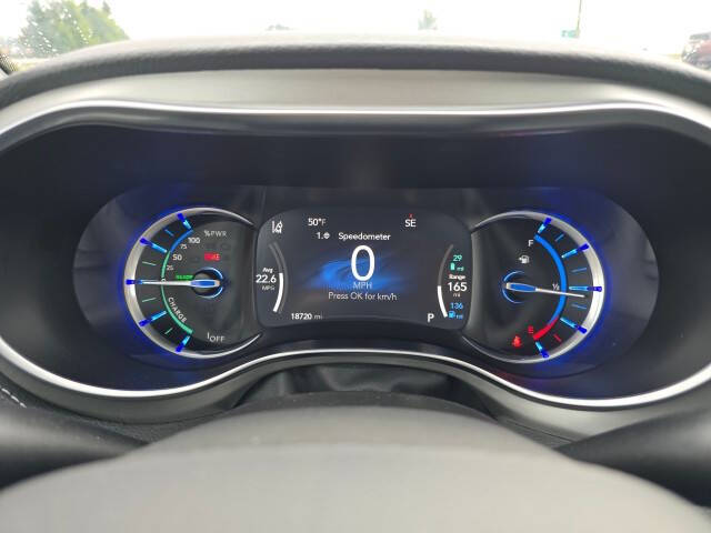 2023 Chrysler Pacifica Plug-In Hybrid Limited