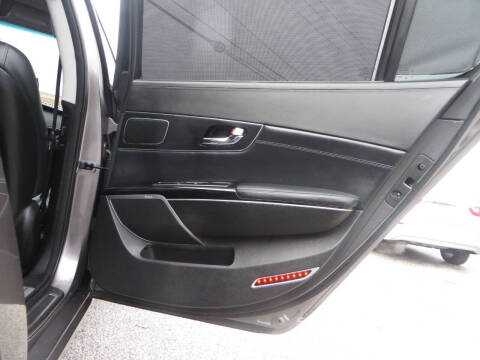 2016 Kia K900 Luxury V6