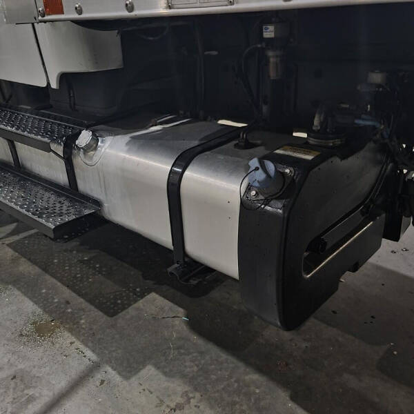 2016 Freightliner M2 106