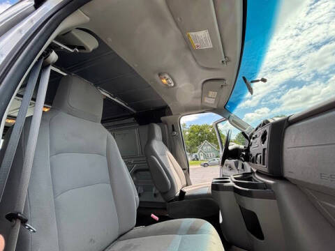 2014 Ford E-Series E-250