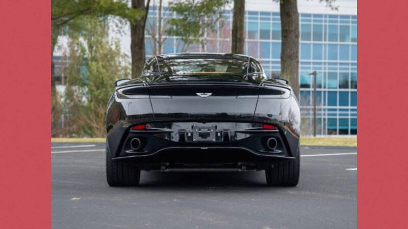 2017 Aston Martin DB11