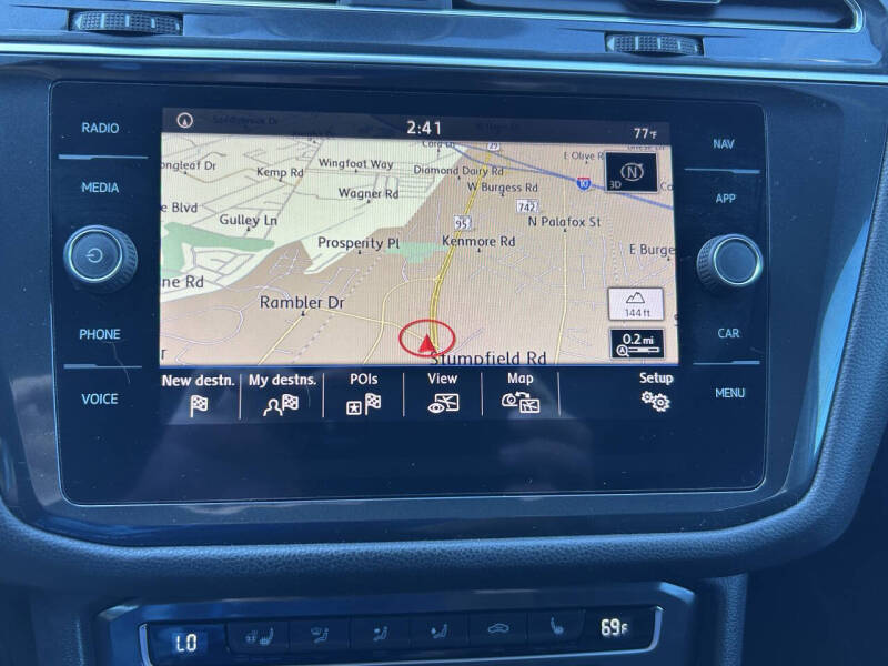 2018 Volkswagen Tiguan 2.0T SEL Premium