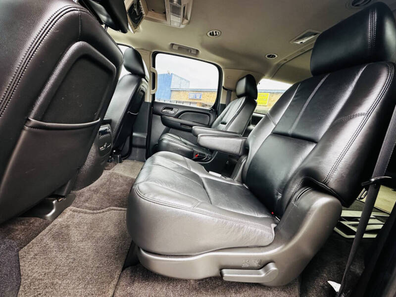 2011 Chevrolet Suburban LT