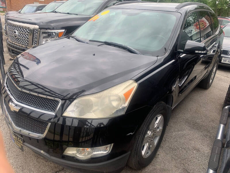 2010 Chevrolet Traverse for sale at HIDALGOS AUTO SALES in Omaha NE