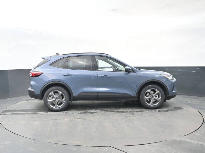 2026 Ford Escape Hybrid ST-Line Select