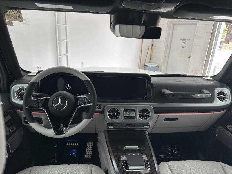 2025 Mercedes-Benz G-Class G 550