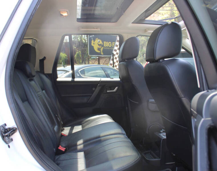 2011 Land Rover LR2