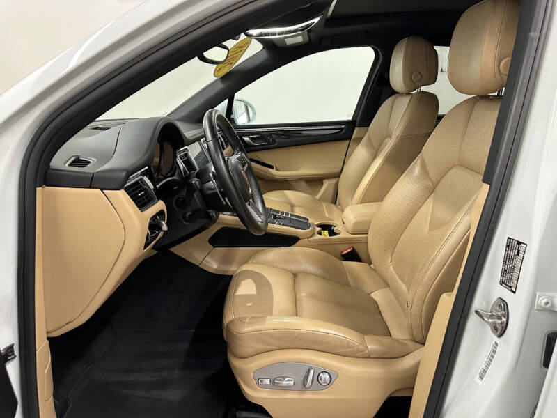 2018 Porsche Macan S