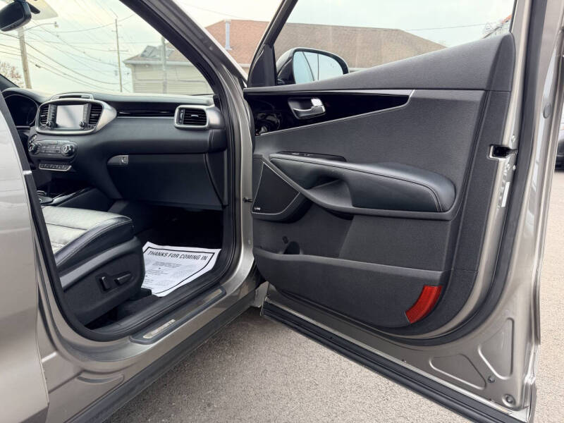 2016 Kia Sorento SX Limited V6