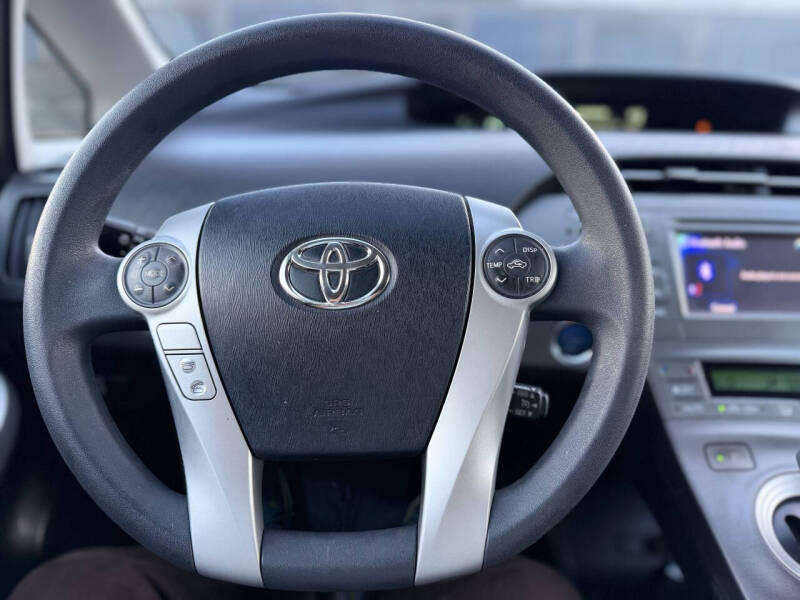 2013 Toyota Prius One