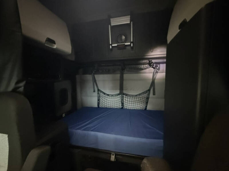 2021 Freightliner Cascadia
